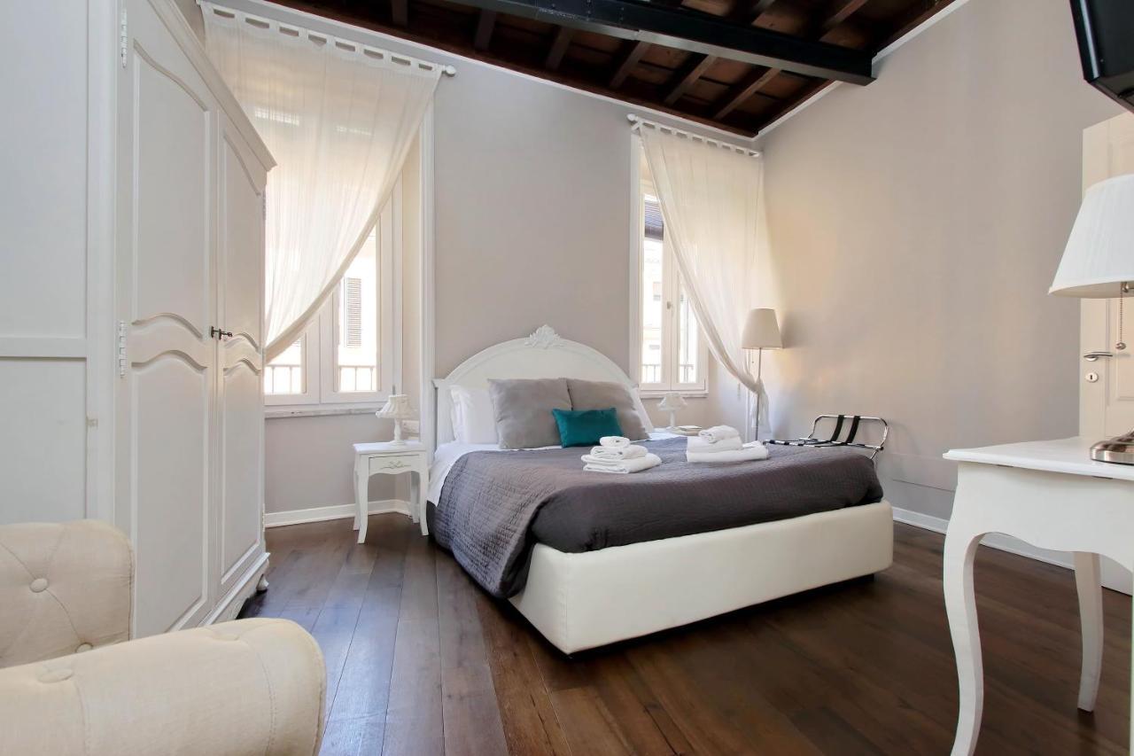 Beautiful Apt Camilla 30 Mt From Piazza Di Spagna Appartement *